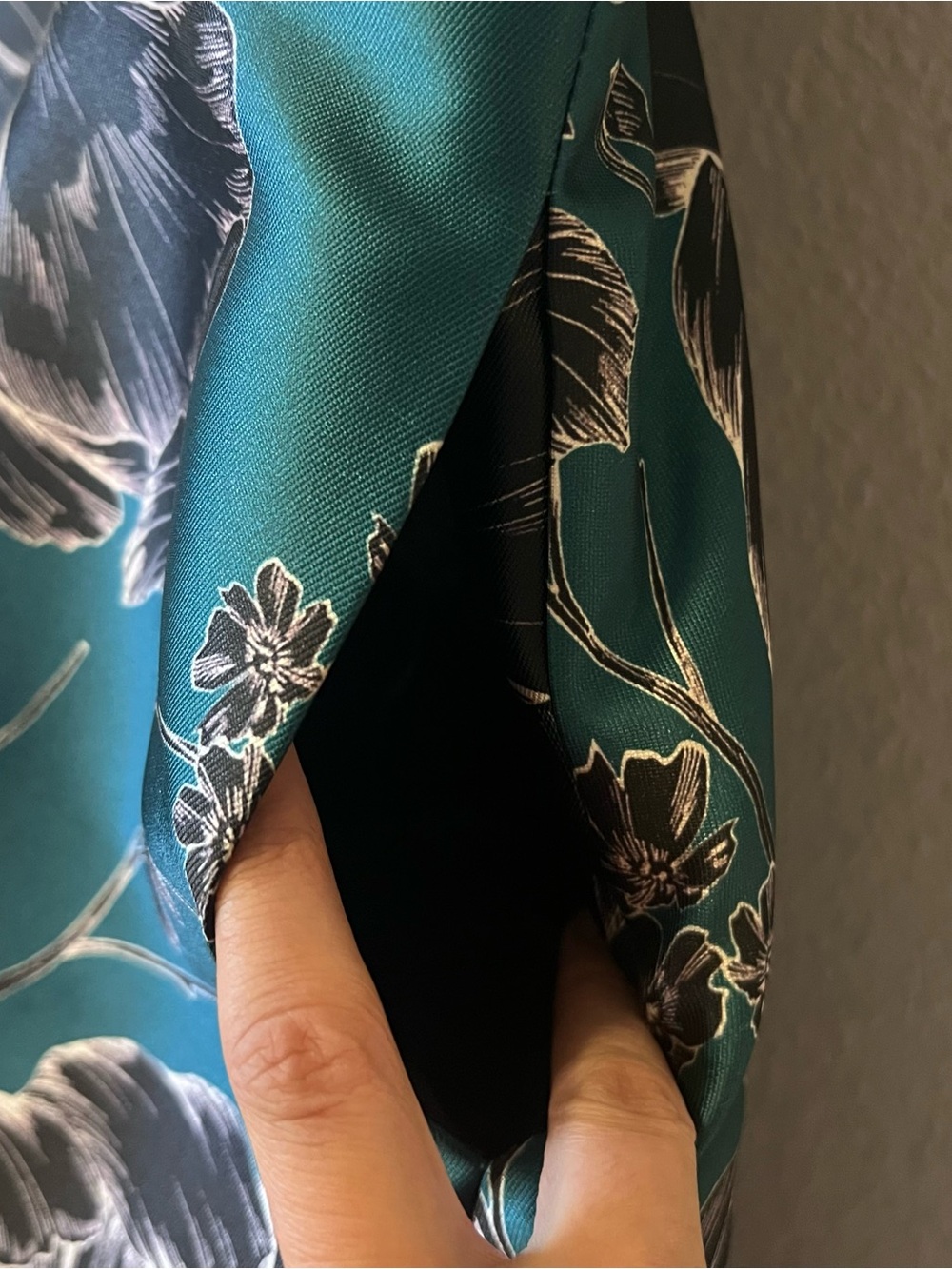 Kay Unger Printed Mikado Sleeveless Tea Length dress Size 10 Fit and Flare Teal - Picture 5 of 7